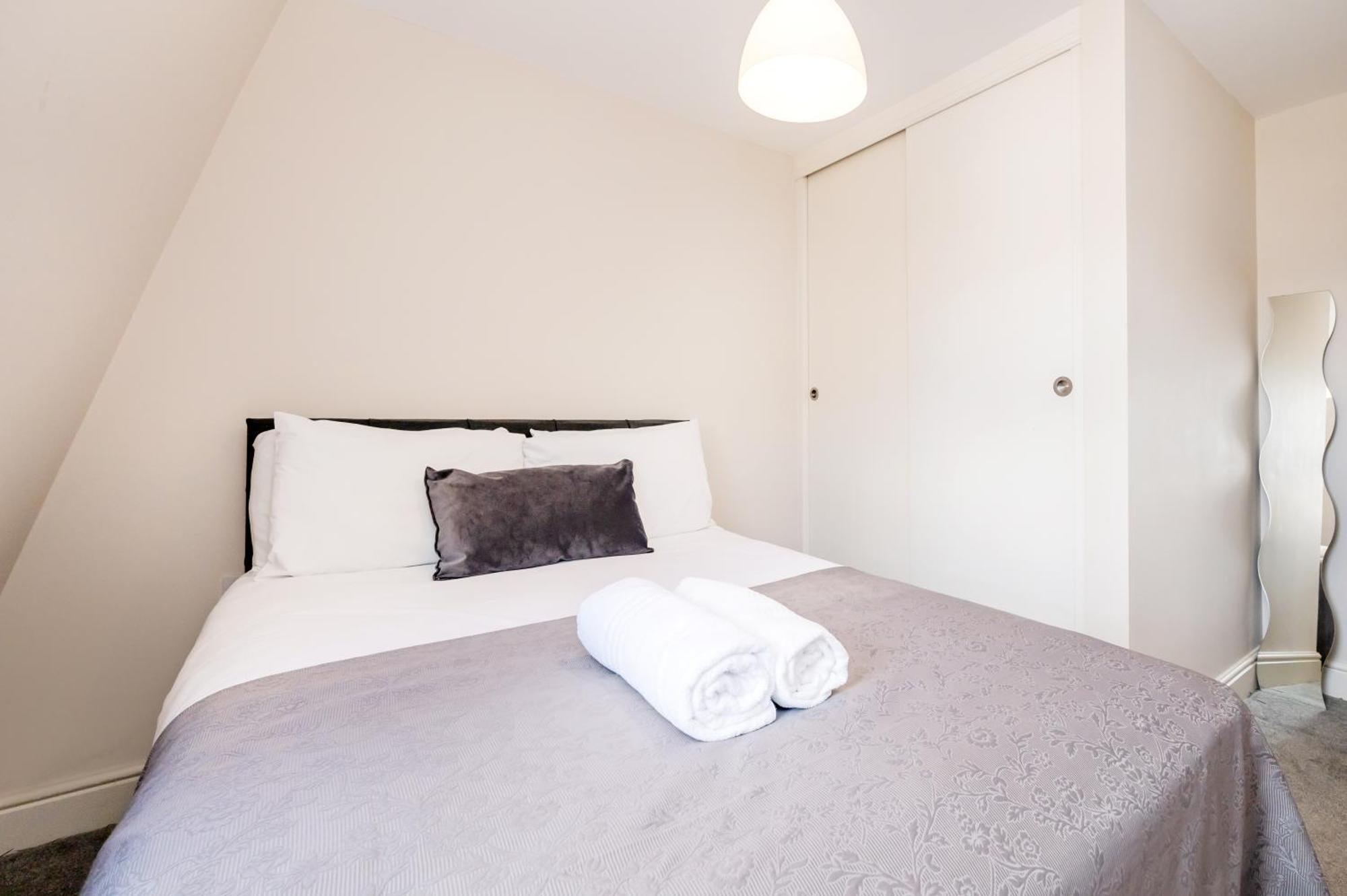 Paddington Modern Apartments Лондон Экстерьер фото
